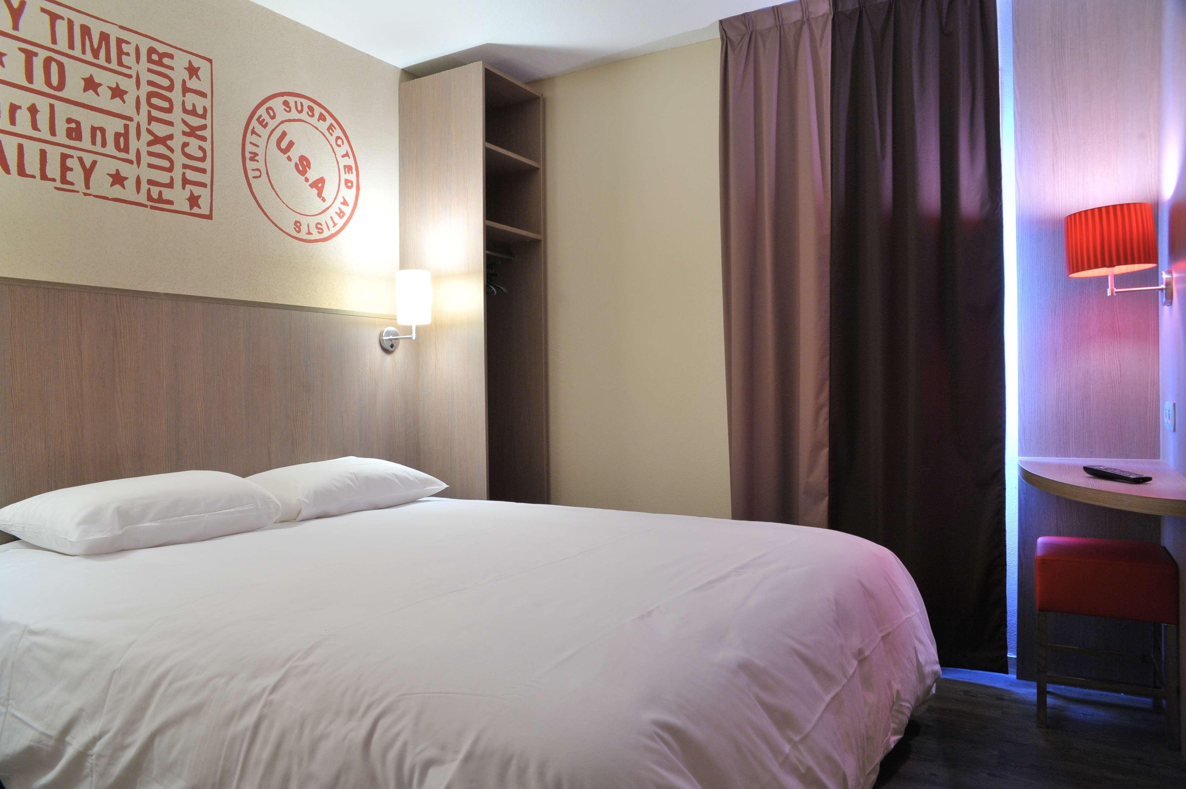 Brit Hotel Essentiel Cholet Zewnętrze zdjęcie