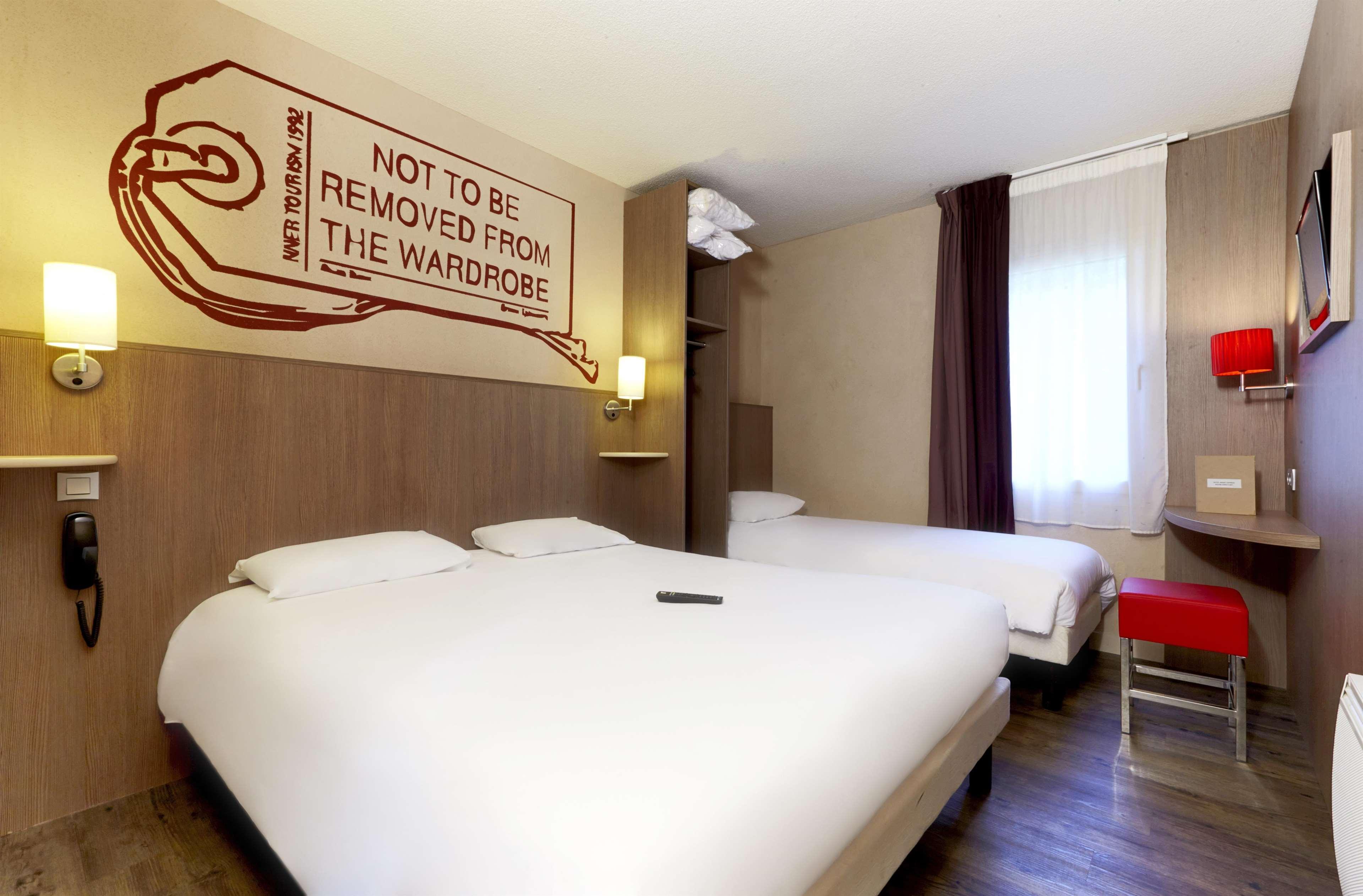 Brit Hotel Essentiel Cholet Zewnętrze zdjęcie