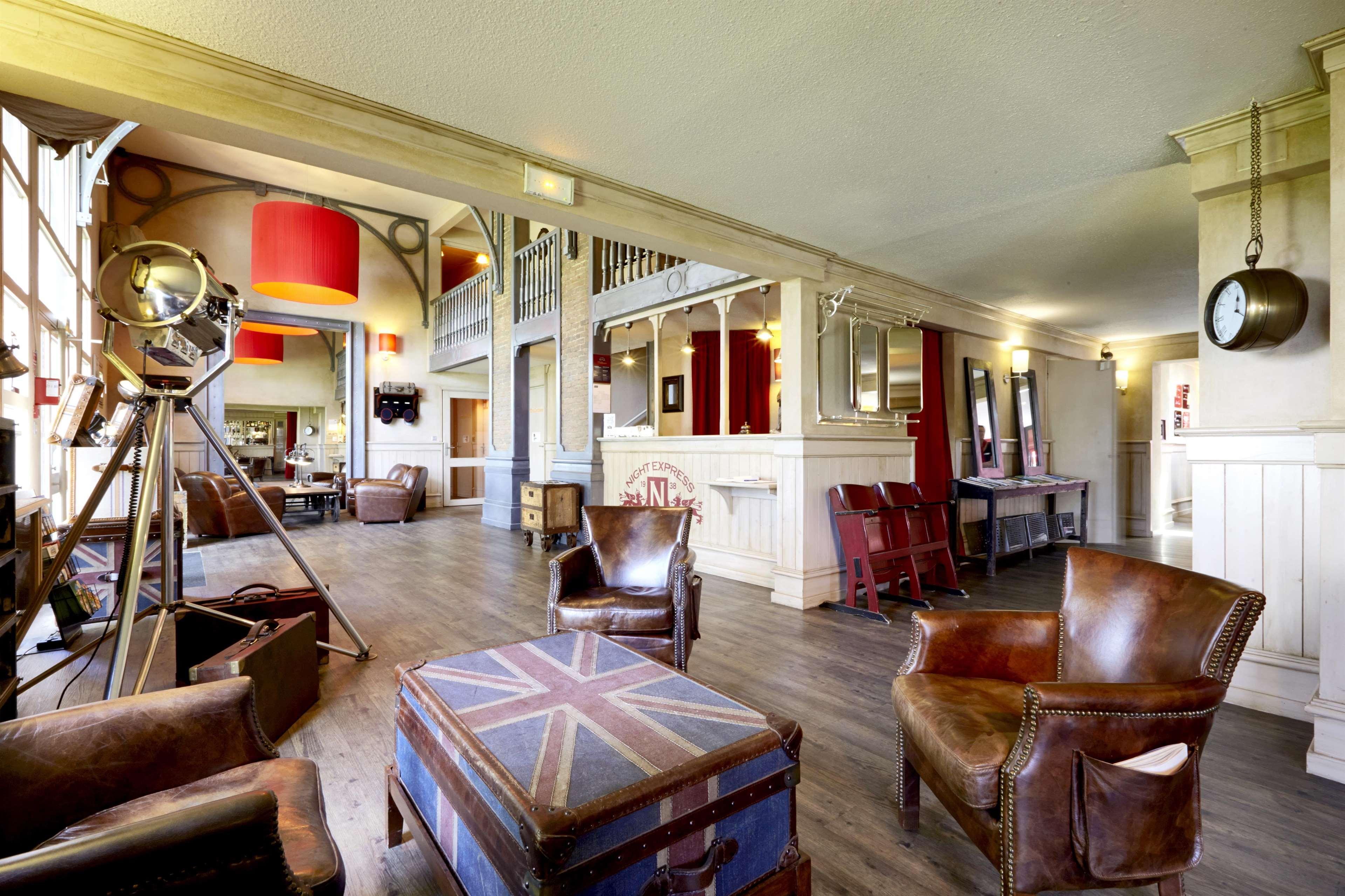Brit Hotel Essentiel Cholet Zewnętrze zdjęcie