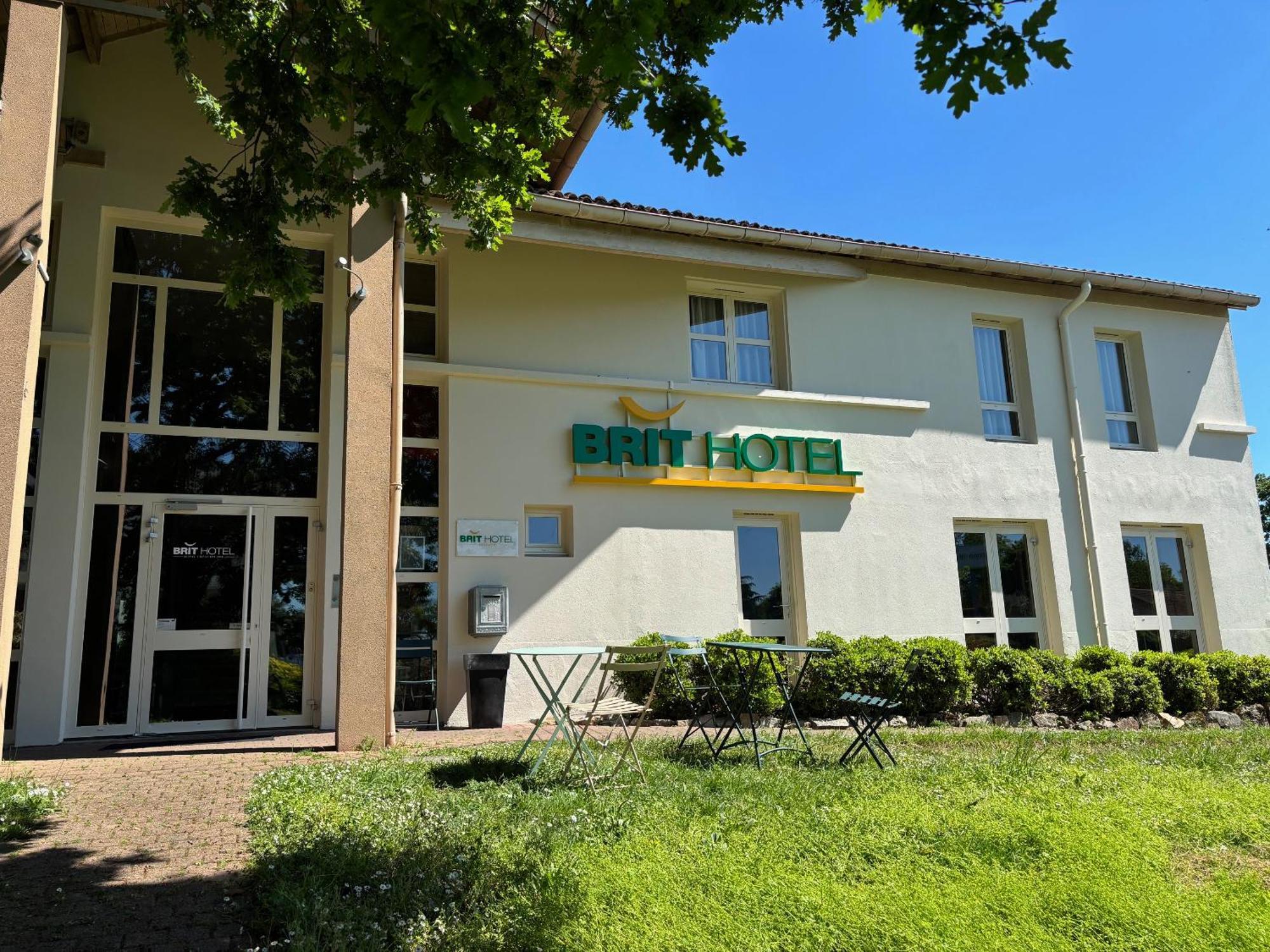 Brit Hotel Essentiel Cholet Zewnętrze zdjęcie